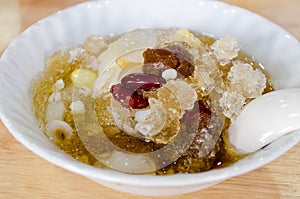 Chinese dessert, cold boiled Ginkgo with the Longan soup in Thai