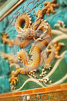 Chinese dragon sculpture artwork