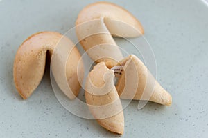 Chino felicidad abrir galletas dorado a marrón a blanco 