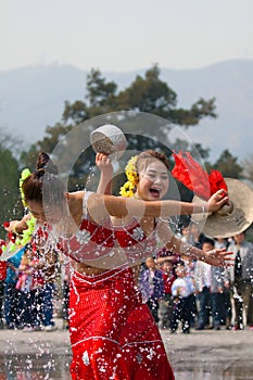 Chinese girls in traditional Dai Nation dress, performing