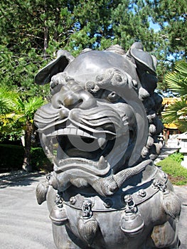 Chinese Imperial guardian lion statue