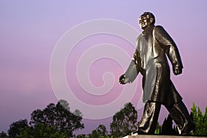 Chinese leader sculpture