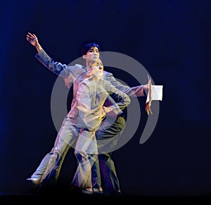 Chinese modern solo dance : Poem of long river