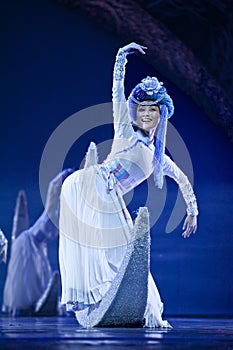 Chinese Mosuo national dancer