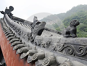 Chinese roof sculpture