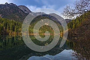 Chinese Scenery - Autumn in Jiuzhaigou