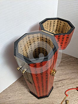 Chinese scroll holder