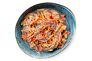 chinese stir-fried noodles with chicken