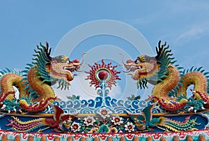 Chinese style dragon statue