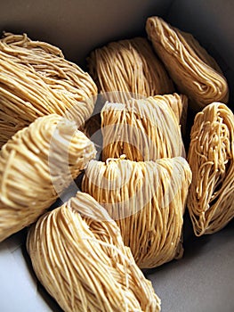 Chinese style uncooked noodles