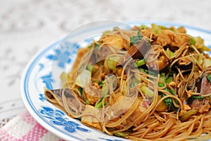 Chinese style vegetarian bee hoon