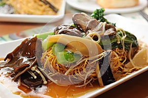 Chinese Style Vegetarian Cuisine