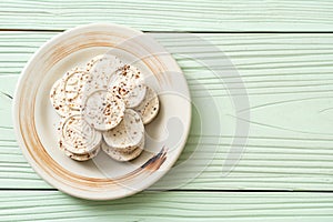 Chinese sweetmeat made of rice flour