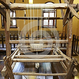 Chinese traditional shuttleless loom photo
