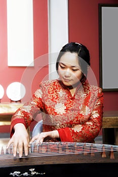 Chinese zither . photo