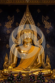 Chinnarat Buddha sculpture