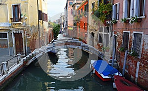 Chiodo Bridge on the Rio Di San Felice, Cannaregio district Venice. photo