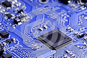 Chip on an electronic board