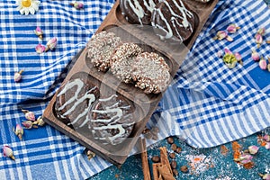 Chocolate anc sesame cookies in a wooden platter