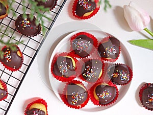 chocolate cookie truffles