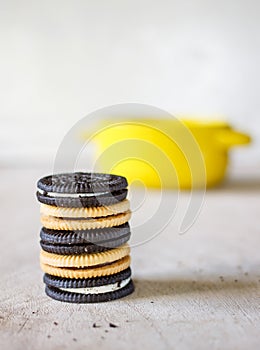 Chocolate cookies with cread