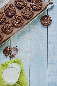 Chocolate cookies with a glass of milk