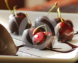 Cioccolato coperto ciliegie 