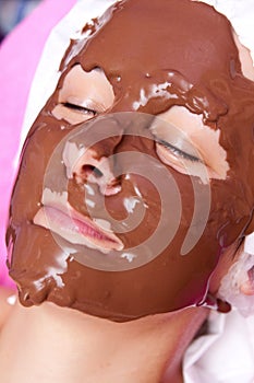 Chocolate mask face treatment