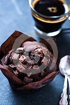 Chocolate muffin with expresso coffee