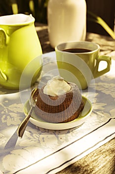 Chocolate souffle with confectioner's sugar