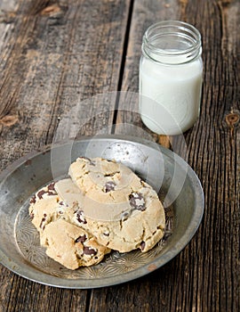 ChocolateChip Cookies and Milk Dessert