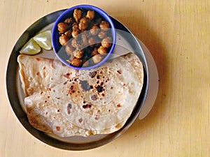 Chole with chapatti for the vegetarian tastebuds