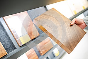 Choosing wooden cabinet panel materials for furniture design