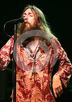 The Black Crowes Perform