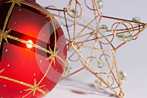 Christmas ball with star - weinachtskugel mit stern photo