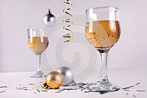 Christmas beverage balls