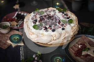 Christmas cake Pavlova