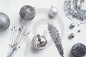 Christmas decoration colour themes: Silvers