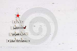 Christmas decorative wooden garland with text