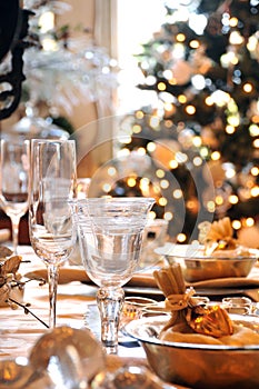 Christmas dining table photo