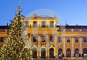 Christmas fair castle schoenbrunn, Vienna