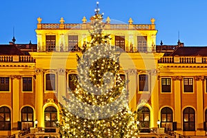 Christmas fair castle schoenbrunn, Vienna