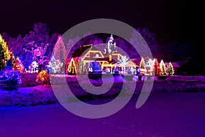 Christmas fantasy - park & lodge in xmas lights