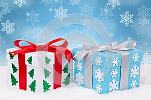 Christmas gifts decoration snow snowing snowflakes winter copyspace text