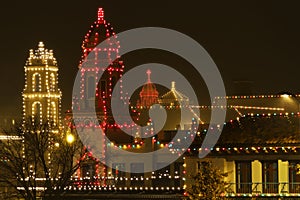 Christmas lights on the Plaza on a rainy night