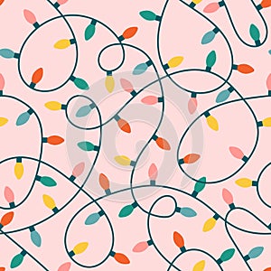 Christmas lights seamless pattern. Cute flat light bulbs on a string in retro print for Xmas wrapping paper, background.