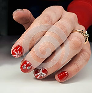 Christmas red women's manicure.