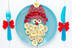 Christmas Santa Claus for breakfast or dessert for kids, creativ