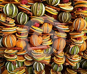 Christmas scented dried fruit decoration