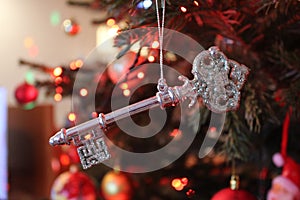 Christmas tree glitter key decoration